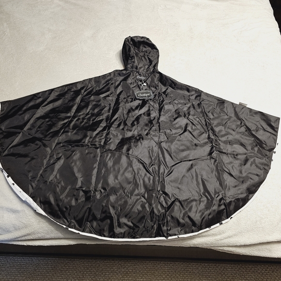 B Boutique Evergreen Reversible Raincoat Poncho, Black/White Polka Dots, One Sz - Picture 2 of 8